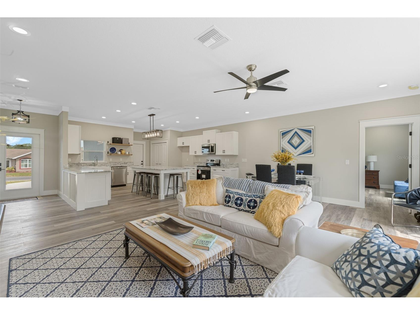 100 Fairway Circle Umatilla FL 32784 O6404331 image48