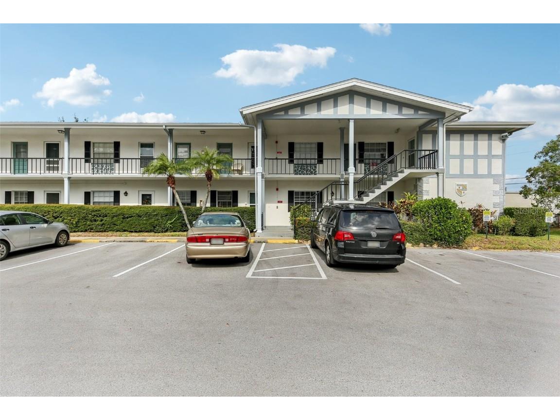 100 Glennes Lane #108 Dunedin FL 34698 TB8326374 image1