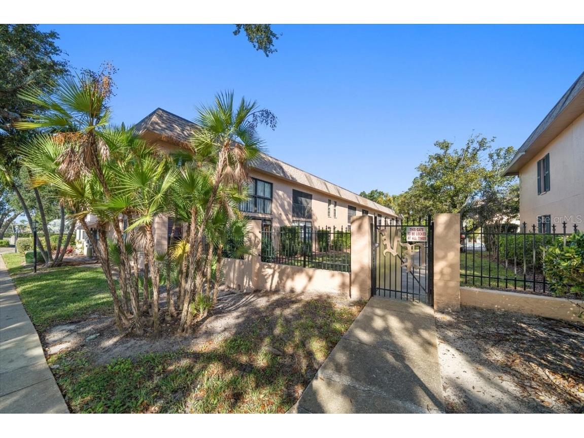 100 Grand Boulevard #205 Tarpon Springs FL 34689 TB8454951 image22