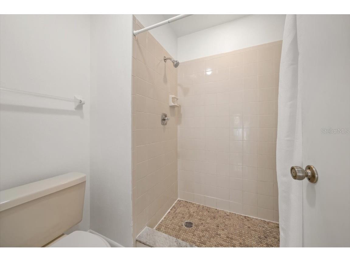 100 Grand Boulevard #205 Tarpon Springs FL 34689 TB8454951 image31