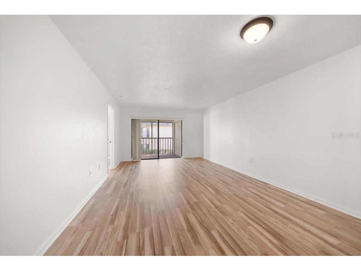 100 Grand Boulevard #205 Tarpon Springs FL 34689 TB8454951 image5