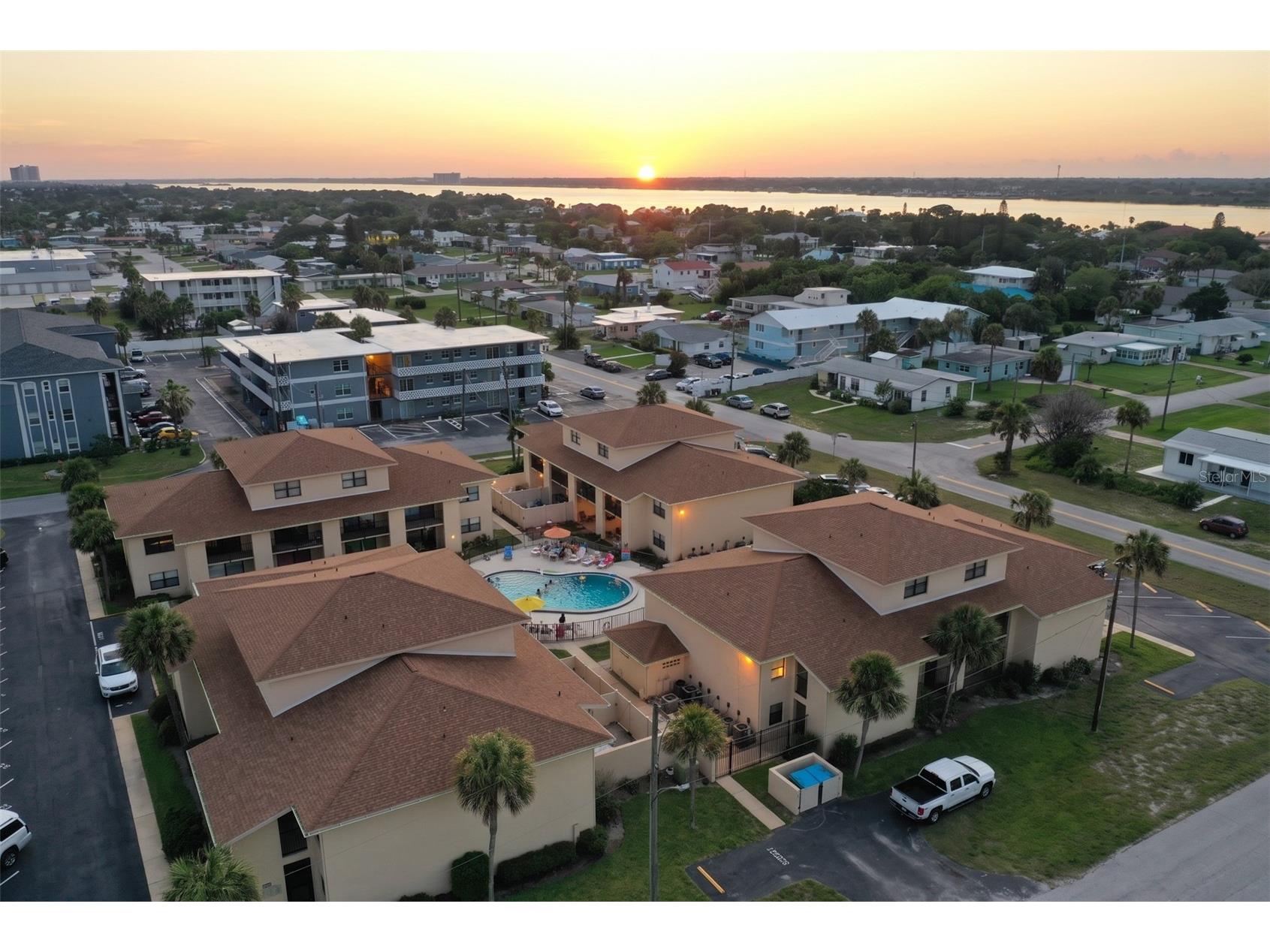 100 Grant Avenue #24 Daytona Beach Shores FL 32118 V4950217 image2