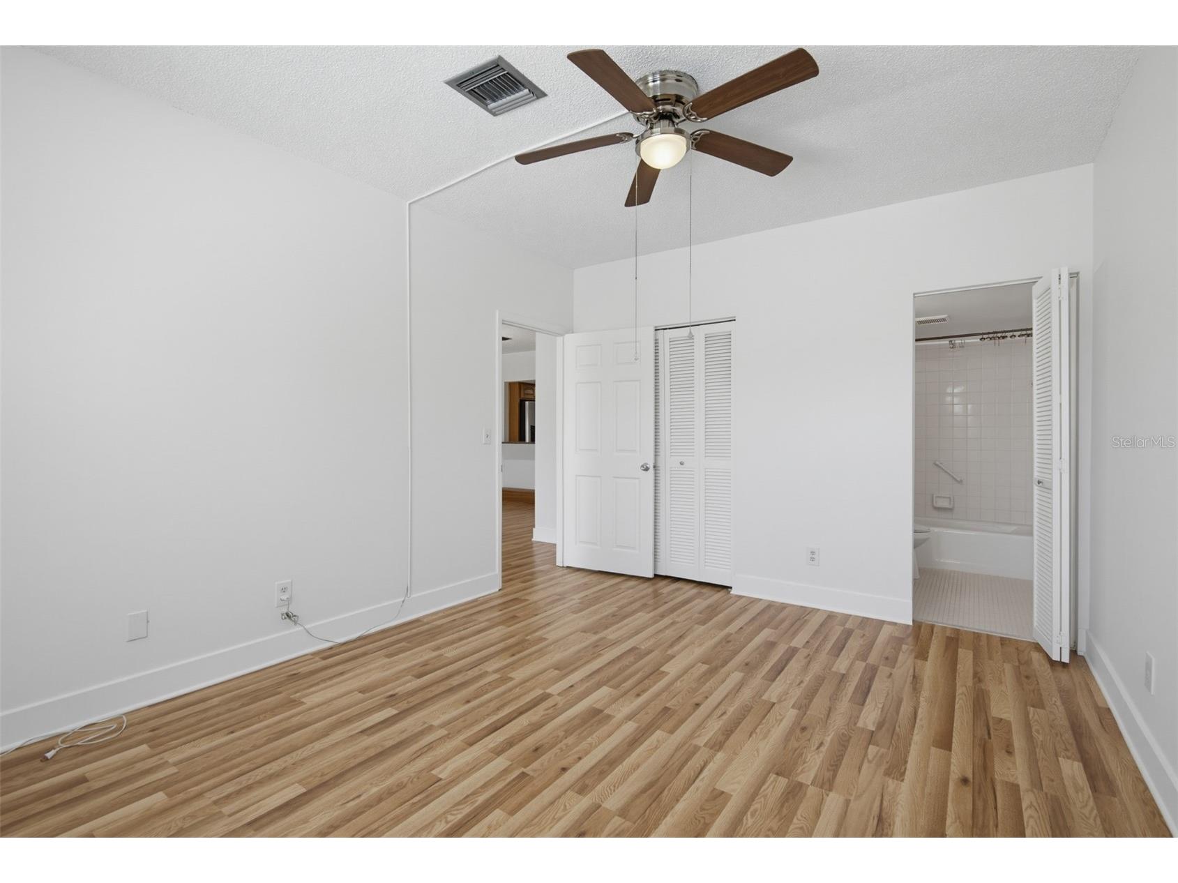 100 Grant Avenue #24 Daytona Beach Shores FL 32118 V4950217 image26