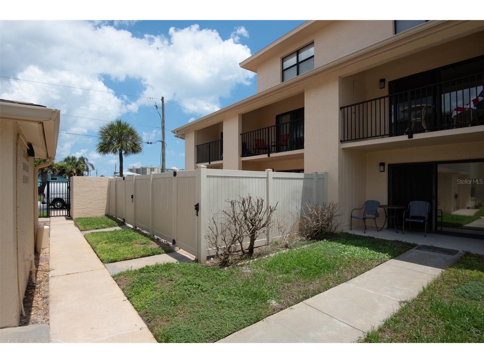 100 Grant Avenue #24 Daytona Beach Shores FL 32118 V4950217 image44