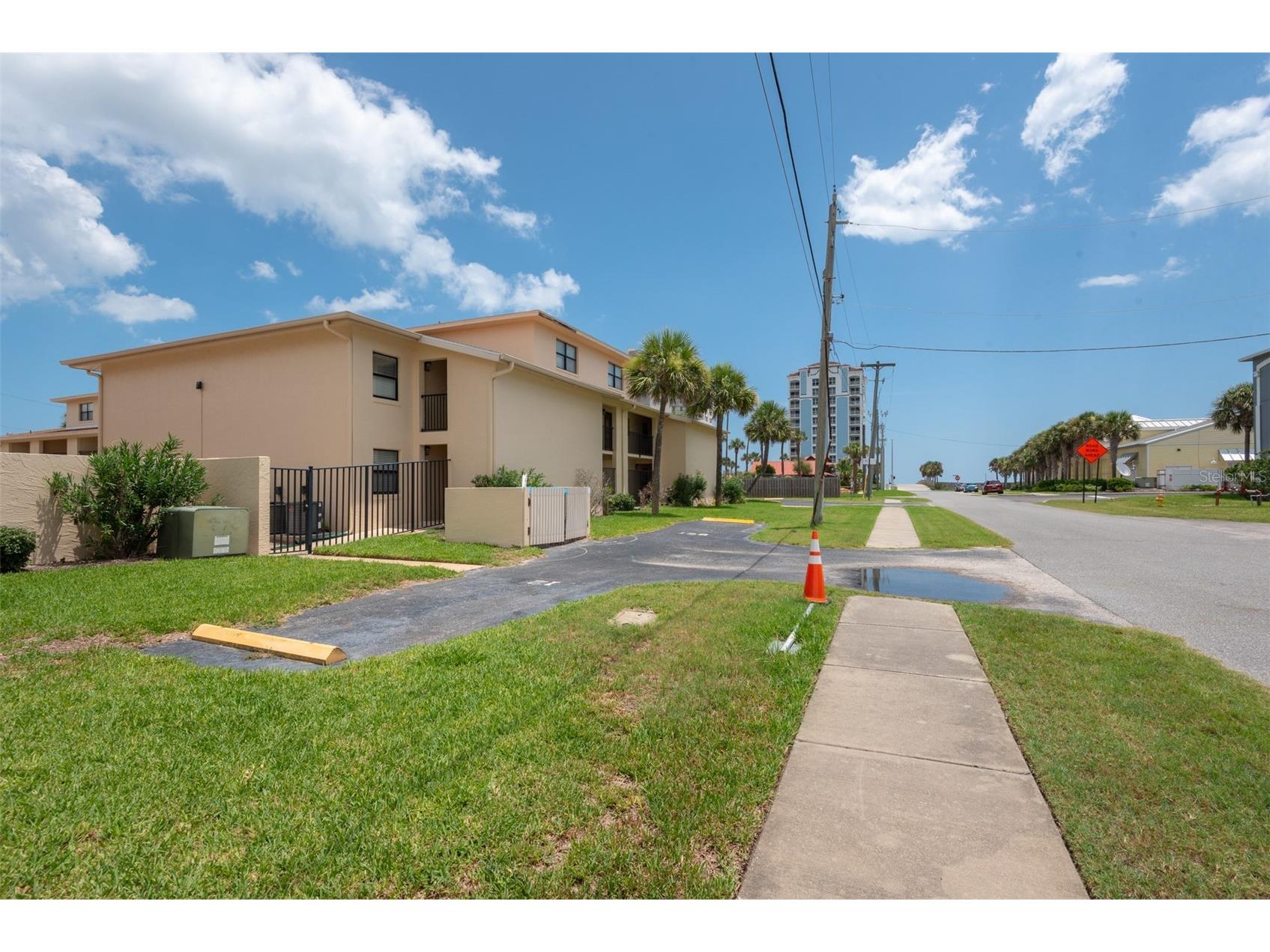 100 Grant Avenue #24 Daytona Beach Shores FL 32118 V4950217 image47