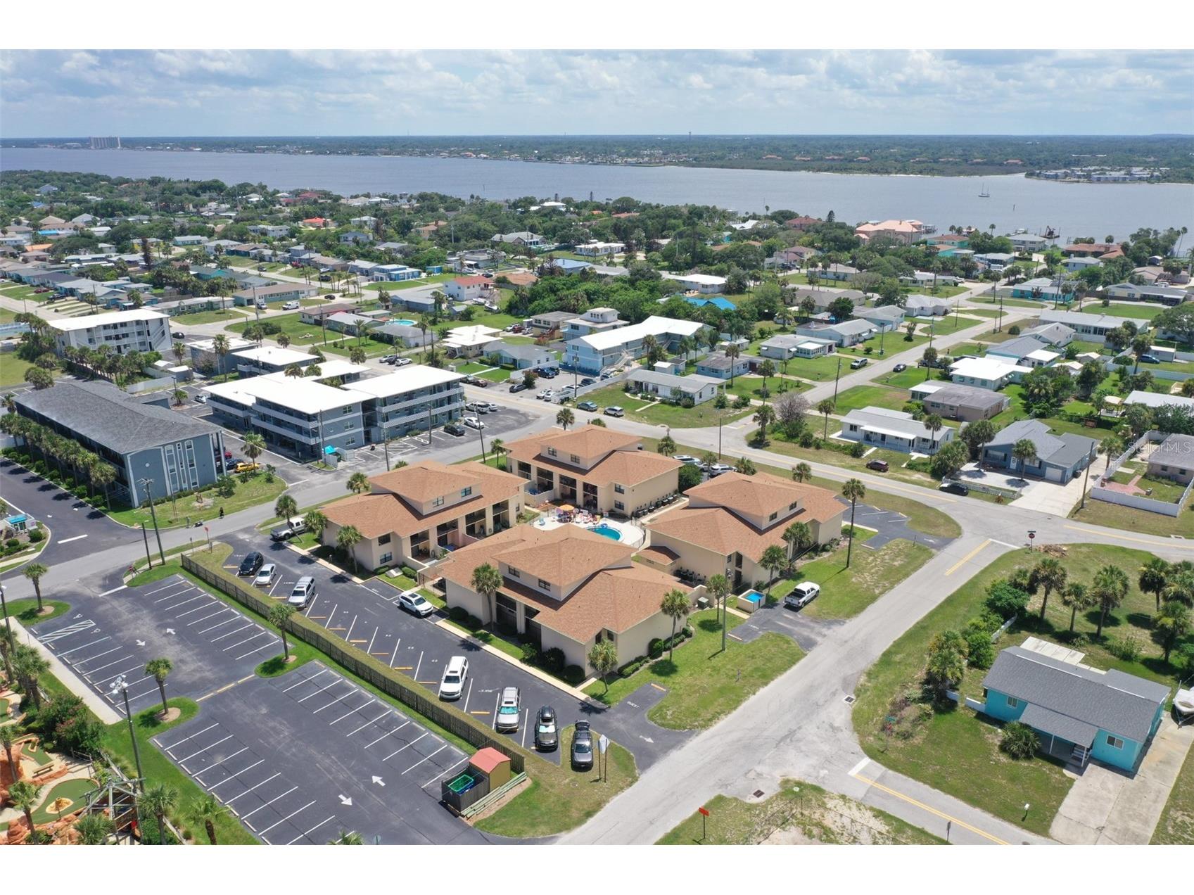 100 Grant Avenue #24 Daytona Beach Shores FL 32118 V4950217 image52