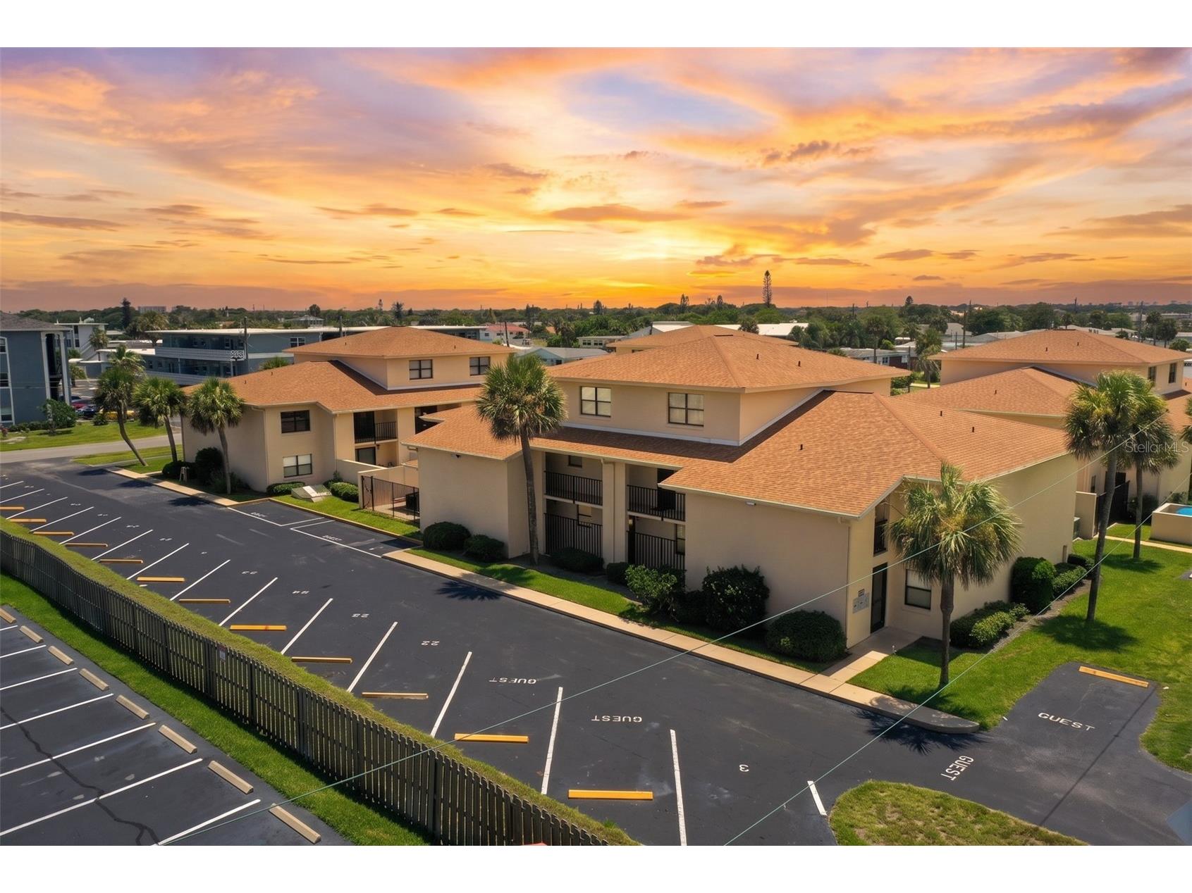 100 Grant Avenue #24 Daytona Beach Shores FL 32118 V4950217 image54