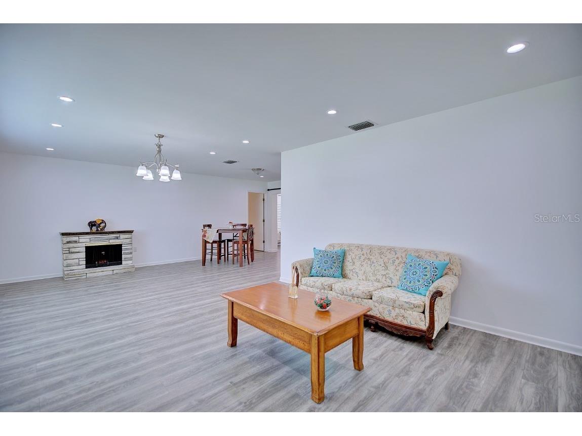 100 Honeysuckle Lane Lake Placid FL 33852 - Grassy L4953271 image4