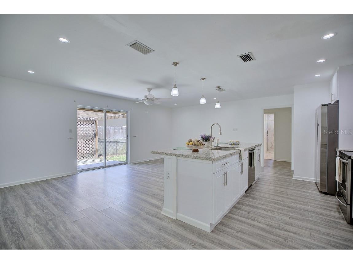 100 Honeysuckle Lane Lake Placid FL 33852 - Grassy L4953271 image9