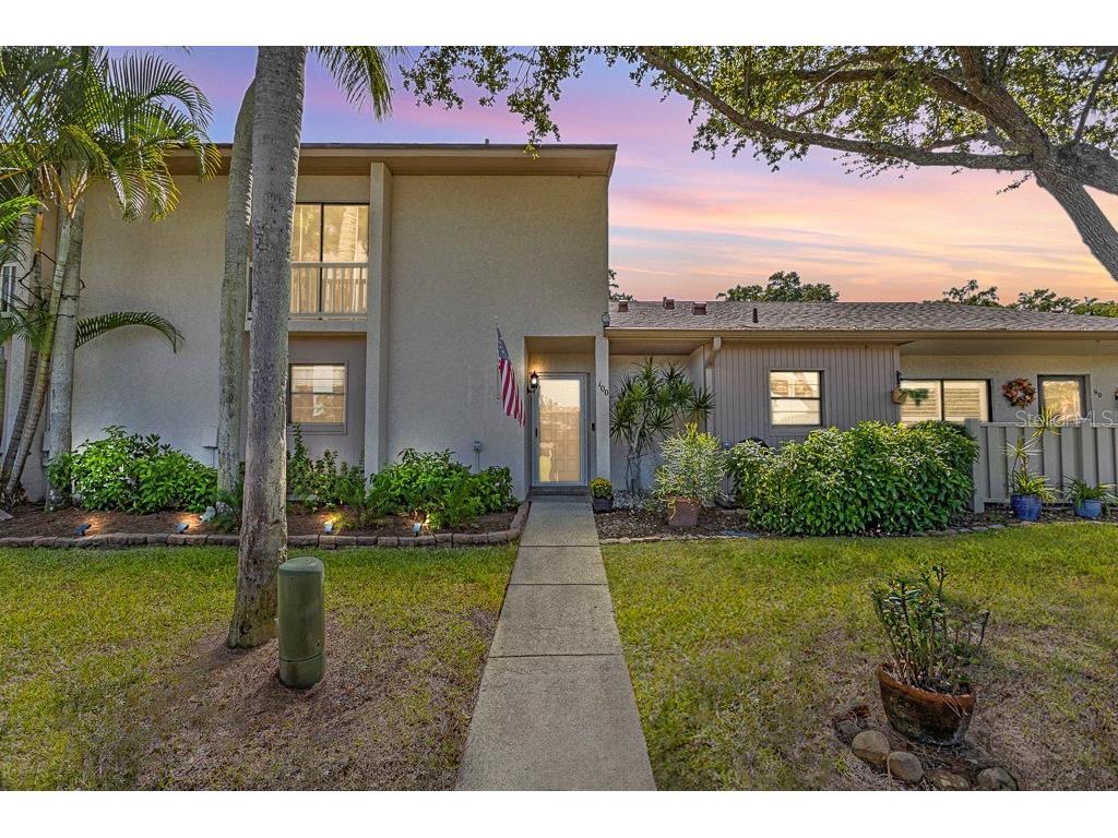 100 Ingrid Place Oldsmar FL 34677 - POND TB8427672 image1