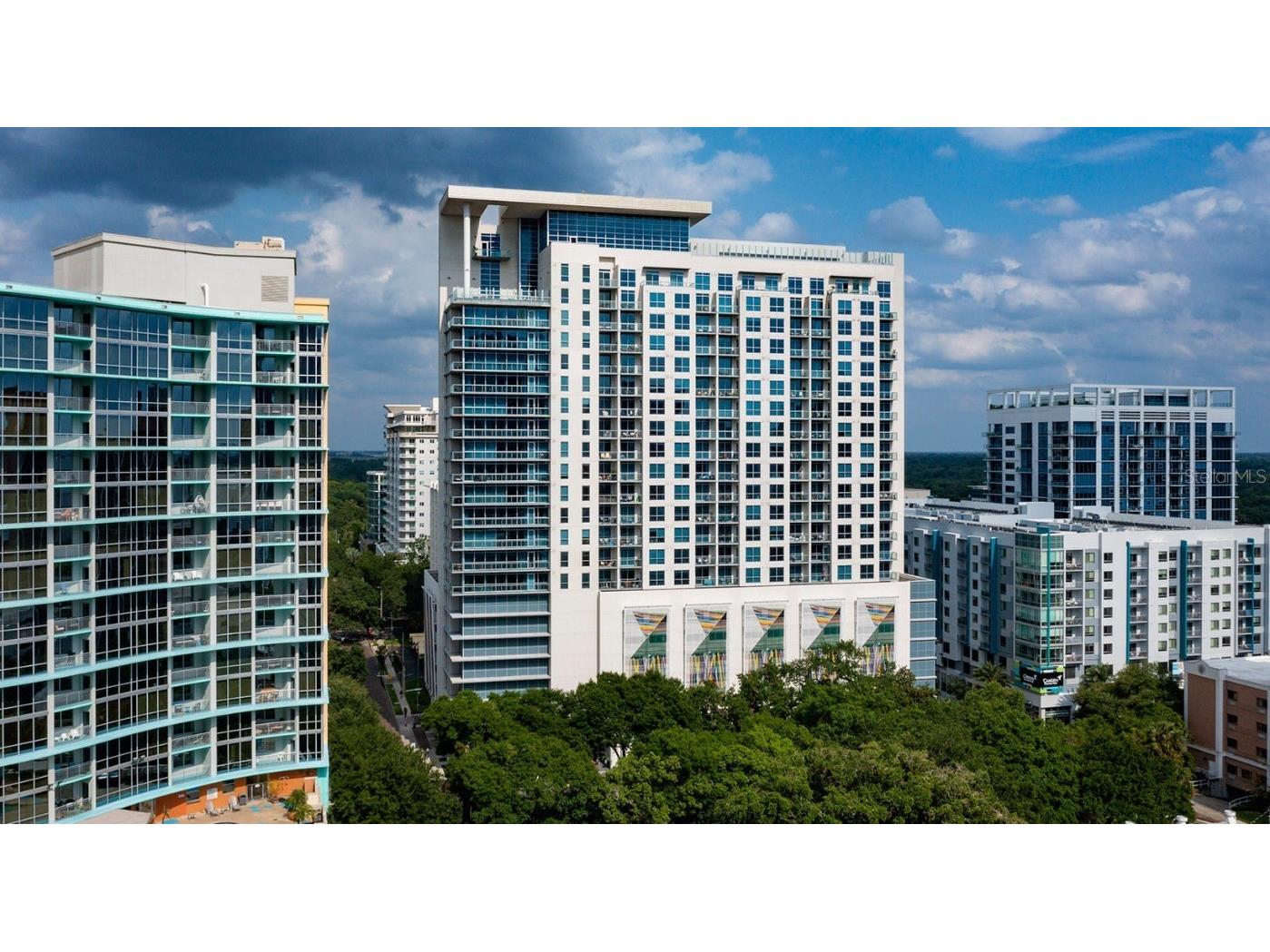 100 Lake Avenue Orlando FL 32801 O6170396 image1