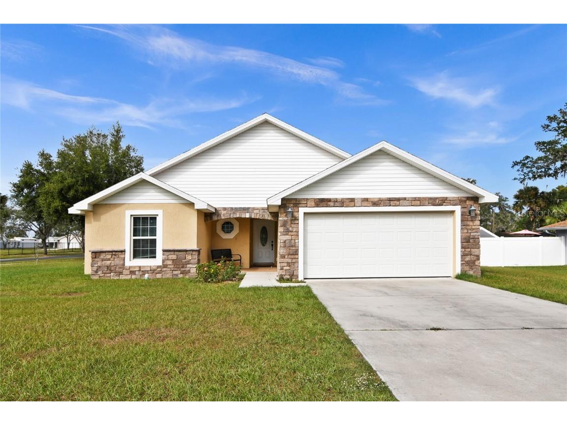 100 Maple Street E Davenport FL 33837 P4923461 image1