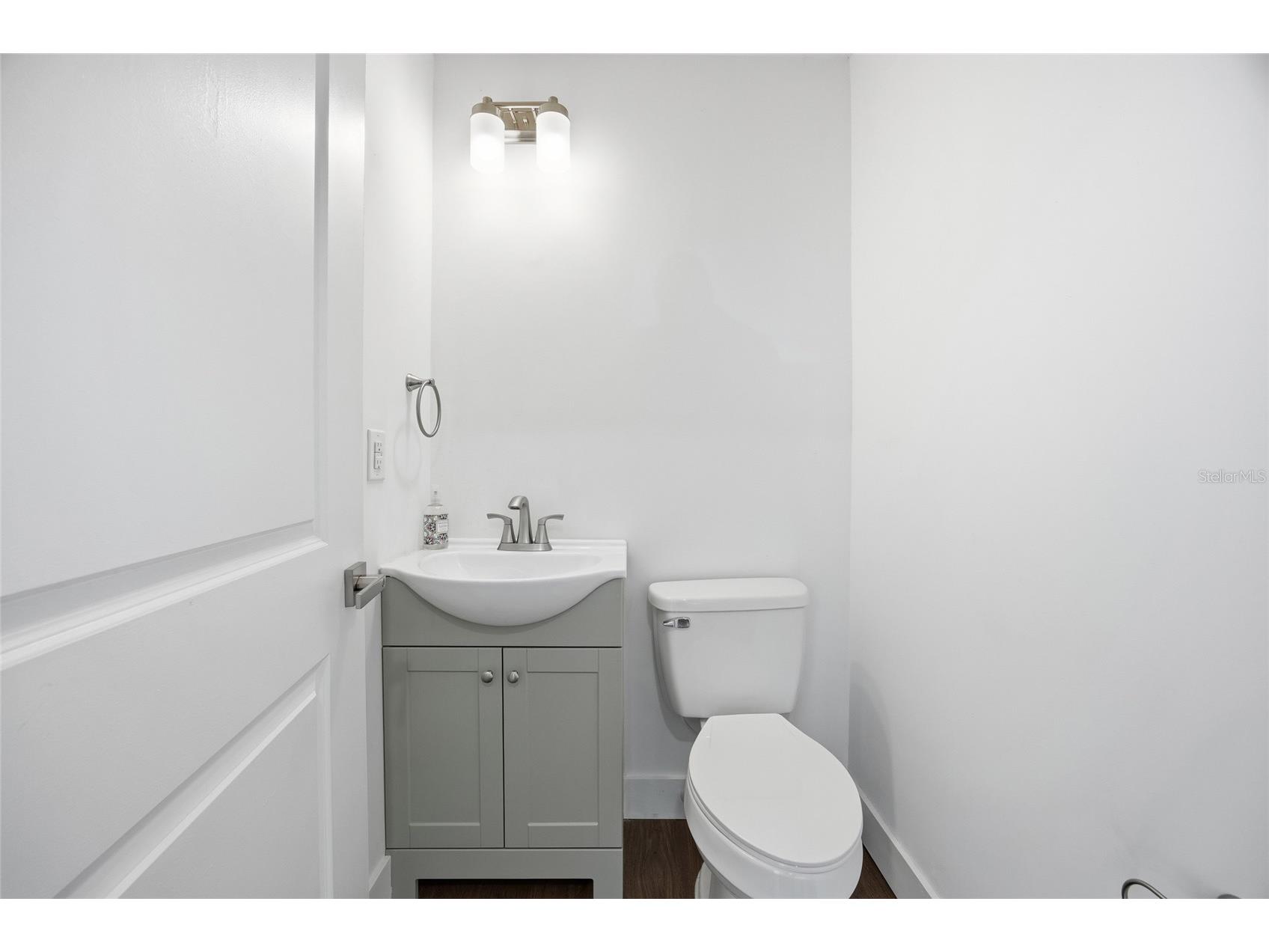 100 N Dewey Street Eustis FL 32726 O6396643 image13