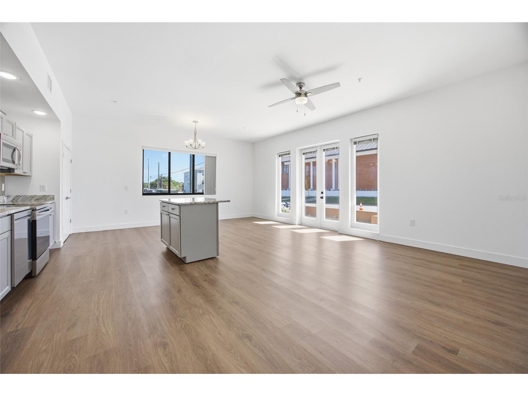 100 N Dewey Street Eustis FL 32726 O6396643 image7