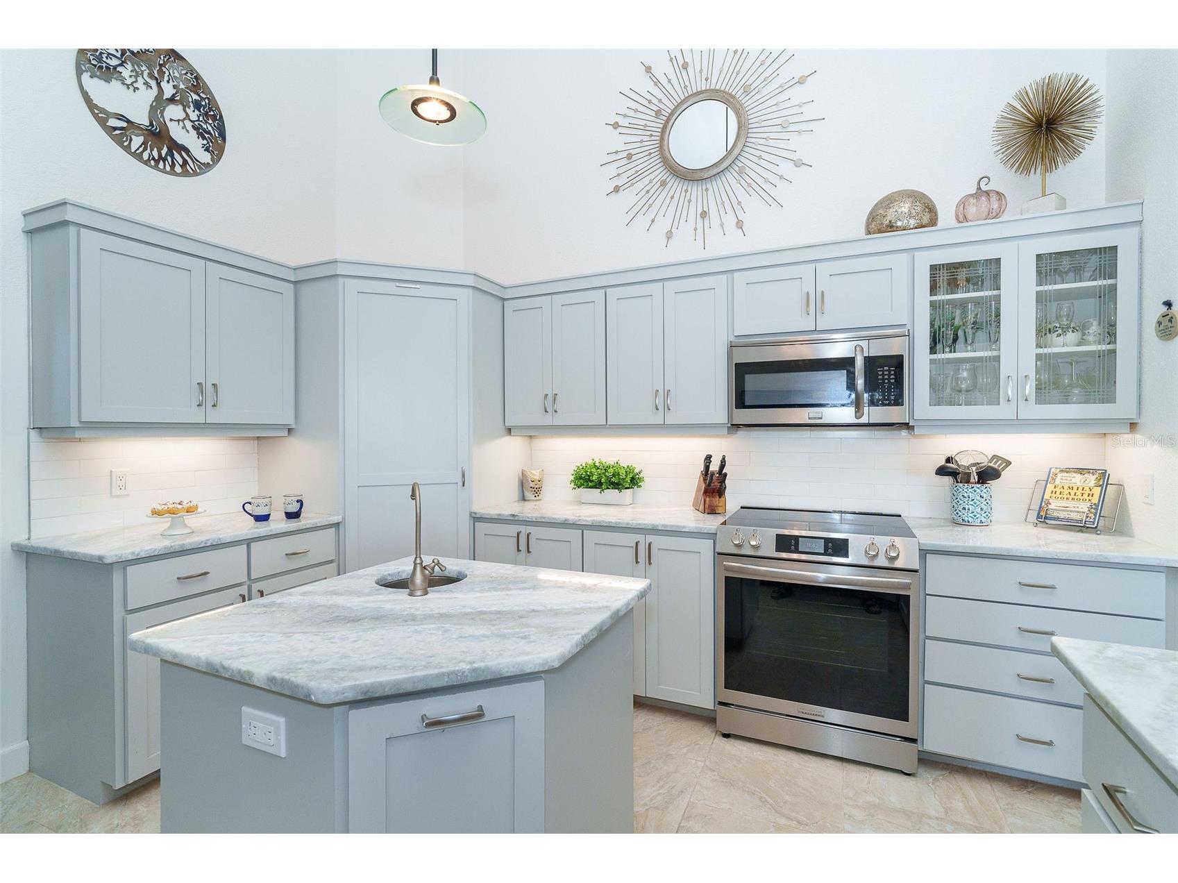 100 N Green Dolphin Drive Cape Haze FL 33946 D6146326 image4