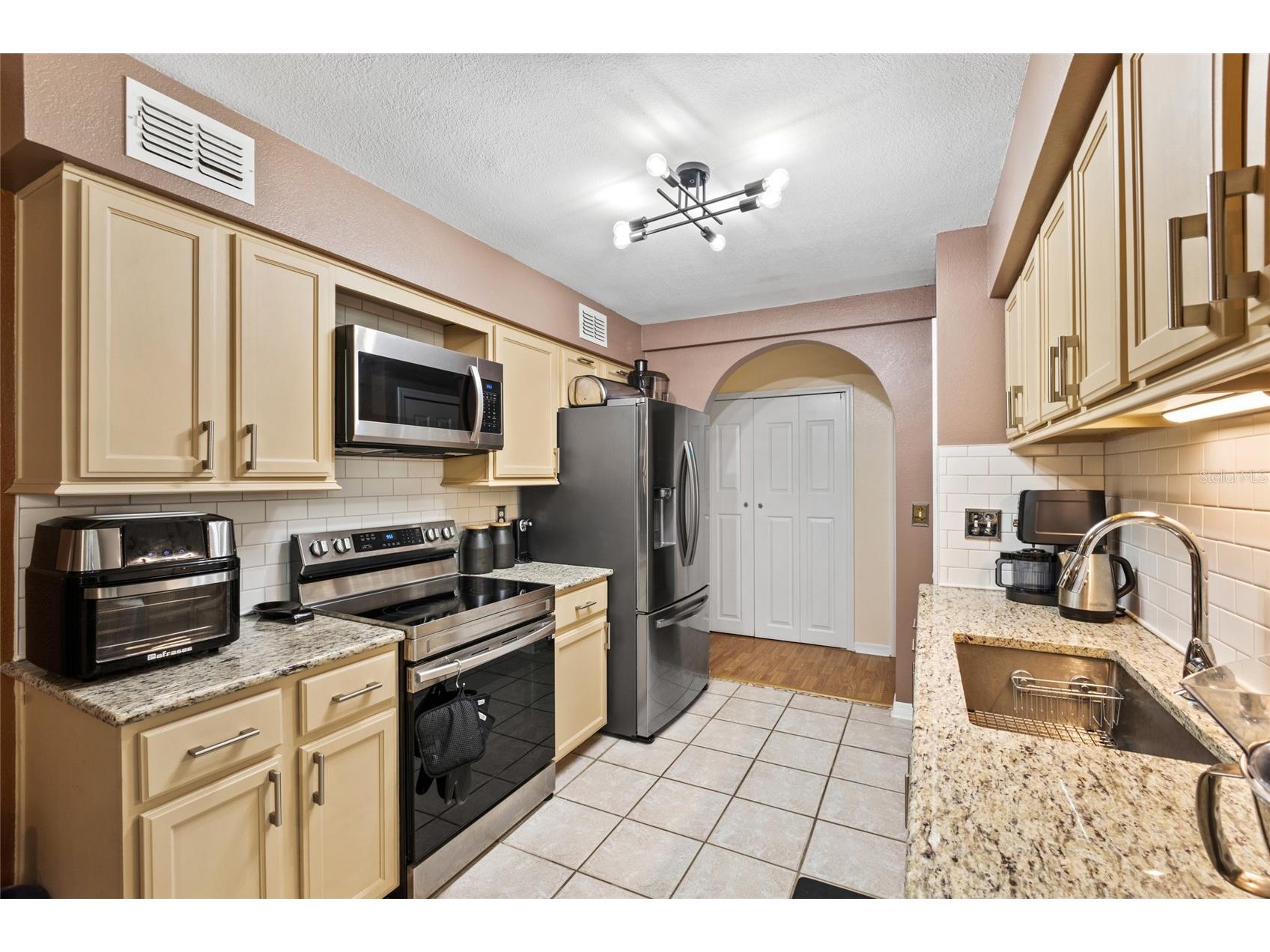 100 E Oak Terrace Drive #A2 Leesburg FL 34748 O6407728 image5