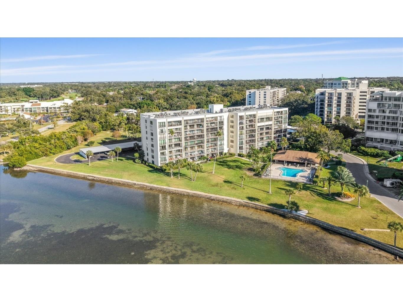 100 Oakmont Lane #101 Belleair FL 33756 TB8448707 image1