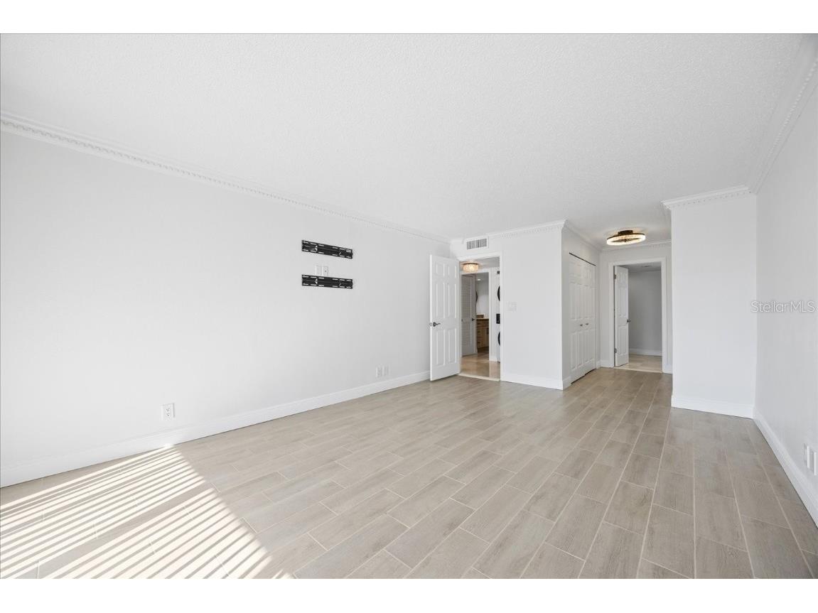 100 Oakmont Lane #101 Belleair FL 33756 TB8448707 image17