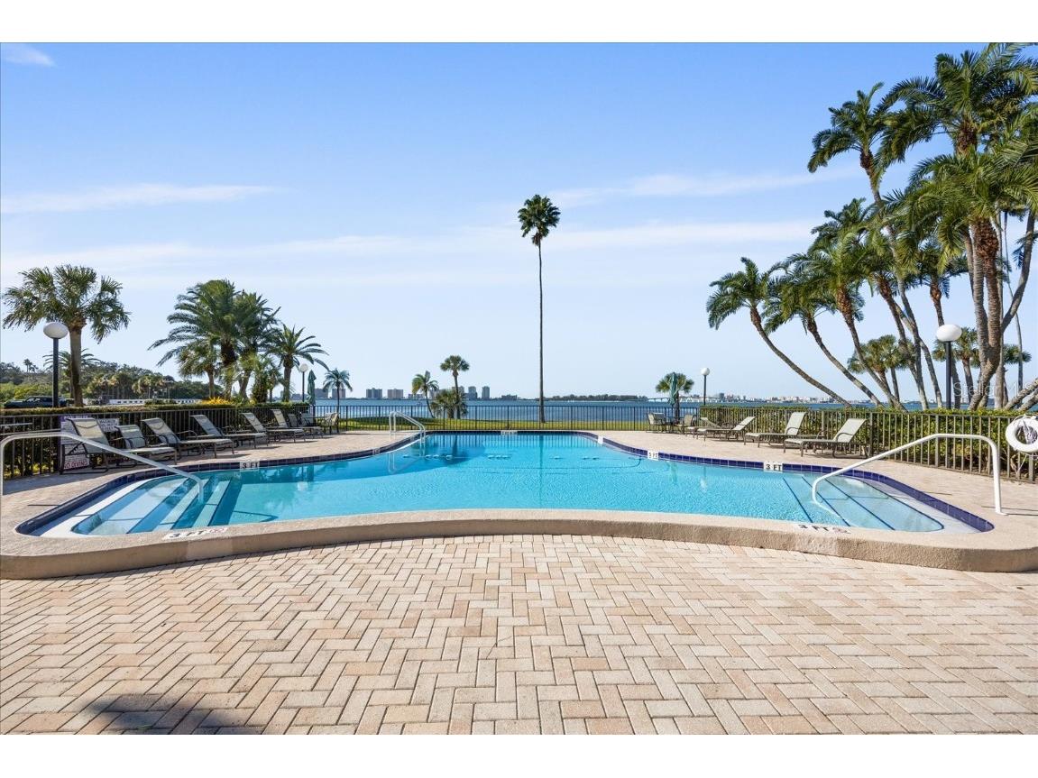 100 Oakmont Lane #101 Belleair FL 33756 TB8448707 image29