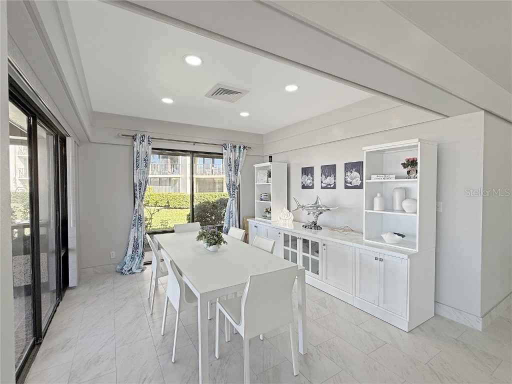 100 Oakmont Lane #101 Belleair FL 33756 TB8448707 image32