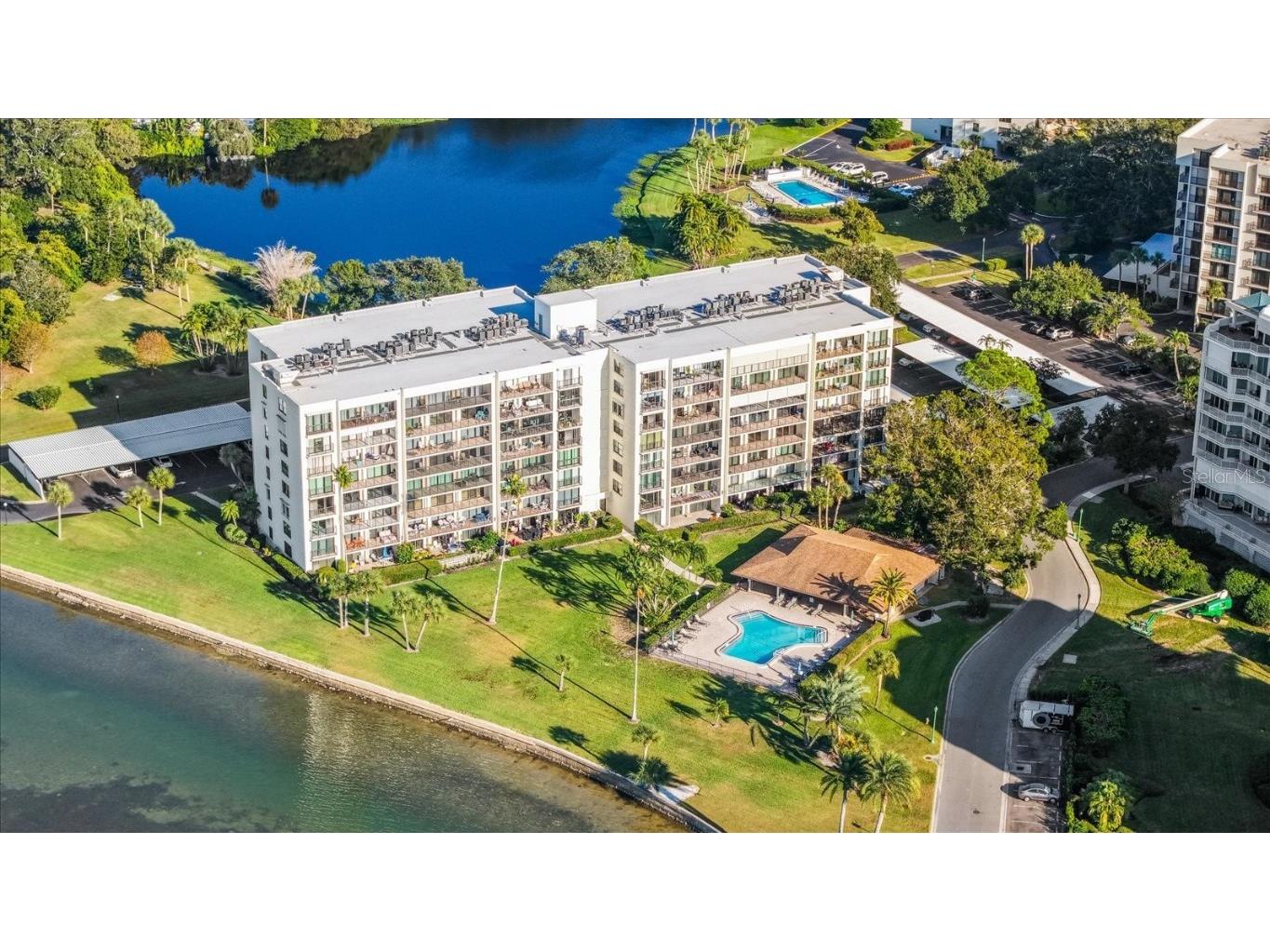 100 Oakmont Lane #101 Belleair FL 33756 TB8448707 image42