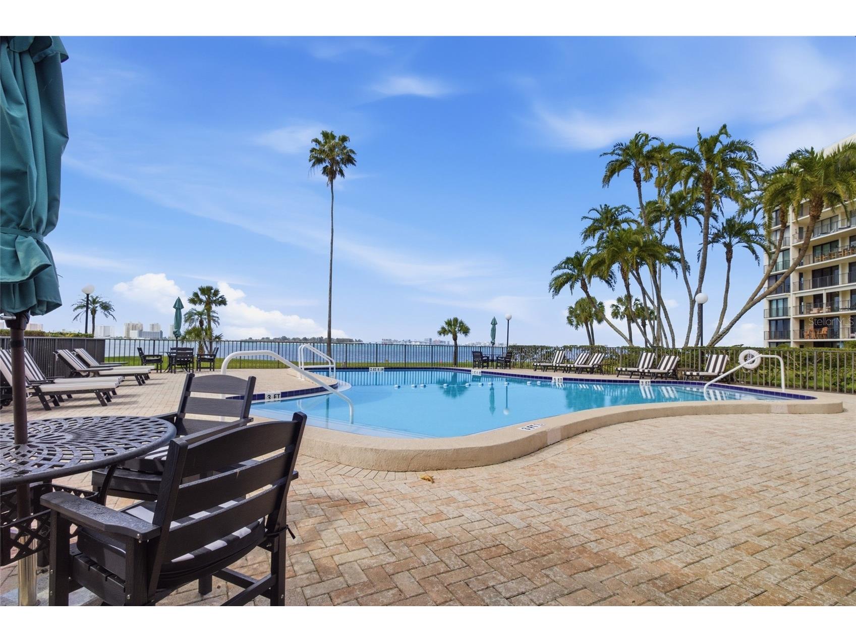 100 Oakmont Lane #102 Belleair FL 33756 TB8483007 image12