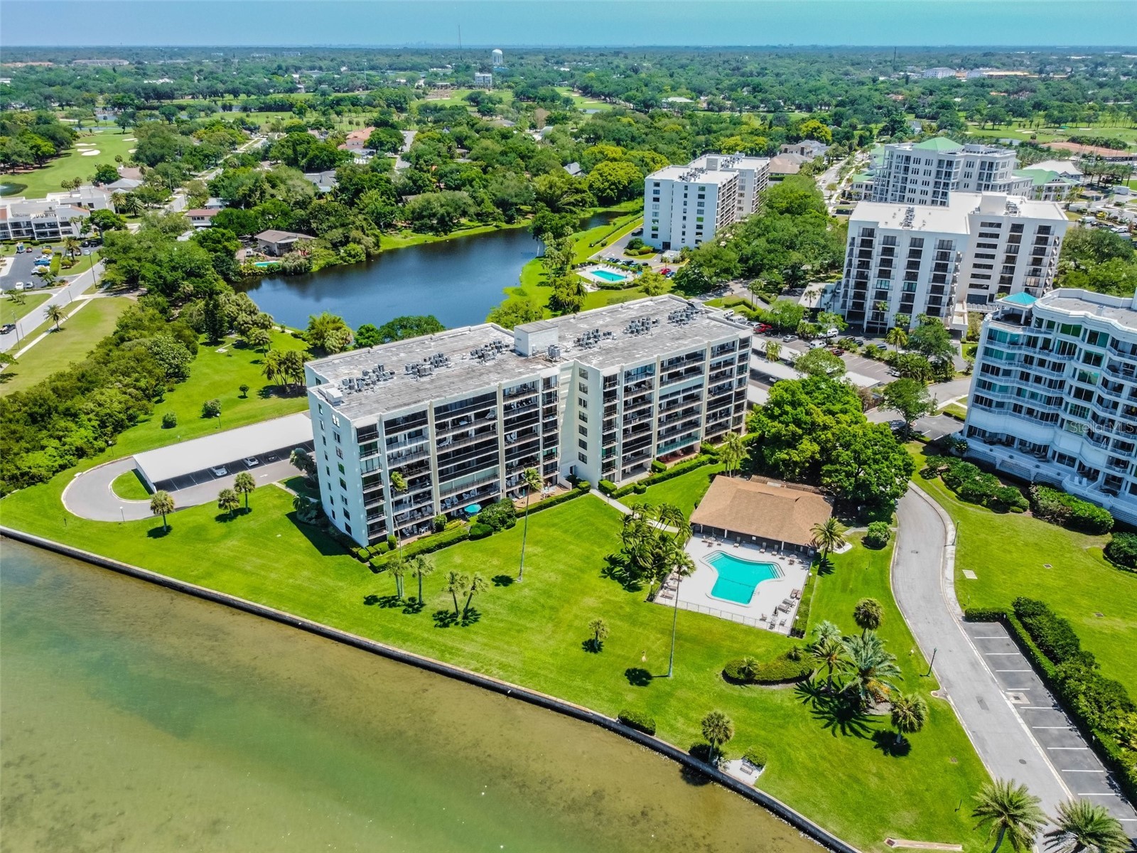 100 Oakmont Lane #106 Belleair FL 33756 TB8478782 image1