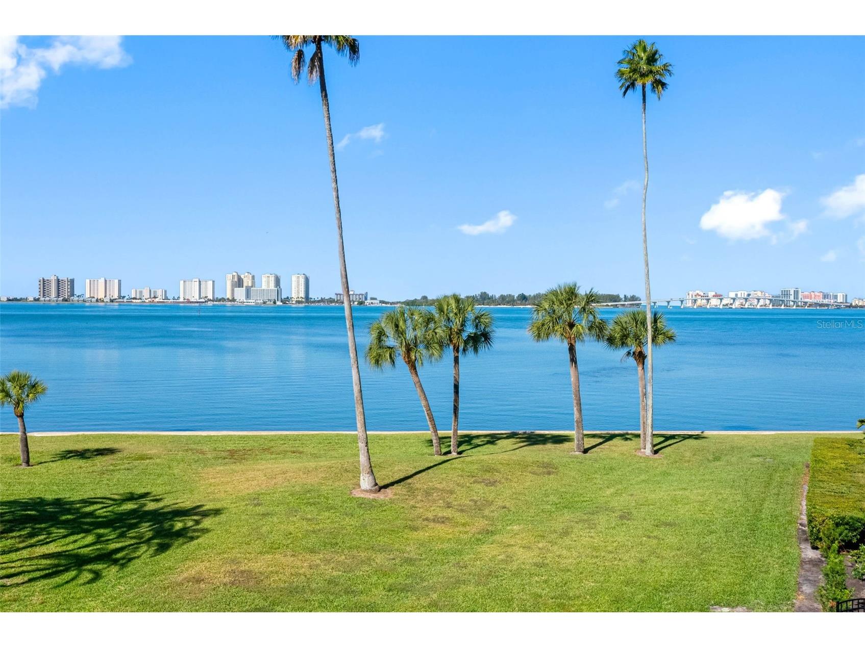 100 Oakmont Lane #301 Belleair FL 33756 - INTRACOASTAL TB8452325 image1