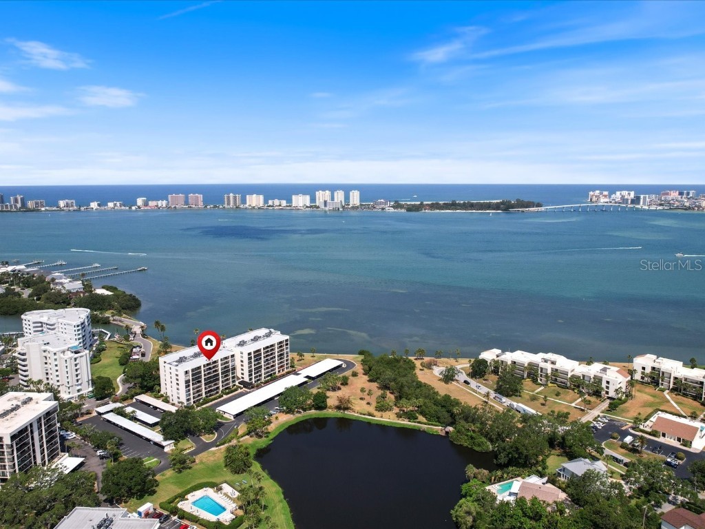 100 Oakmont Lane #305 Belleair FL 33756 TB8385693 image1