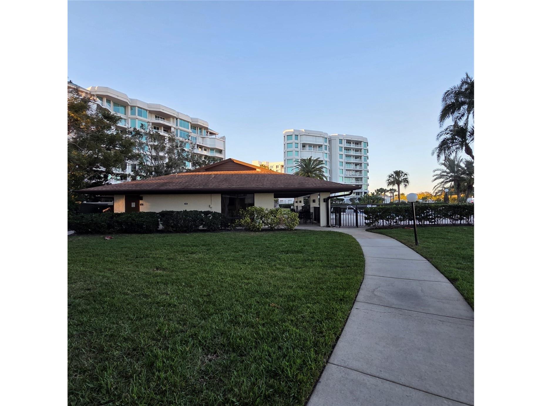 100 Oakmont Lane #305 Belleair FL 33756 TB8465762 image8