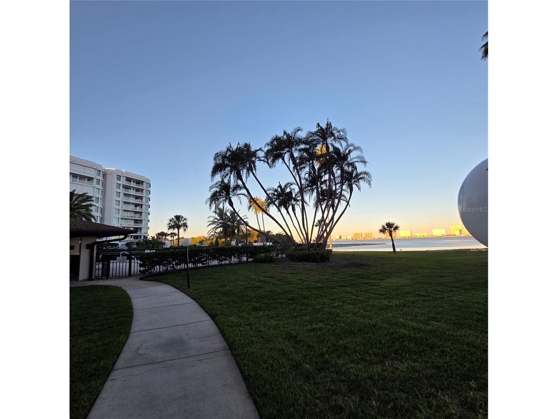 100 Oakmont Lane #305 Belleair FL 33756 TB8465762 image9