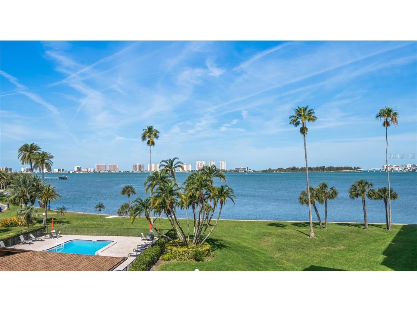 100 Oakmont Lane #402 Belleair FL 33756 U8238450 image1