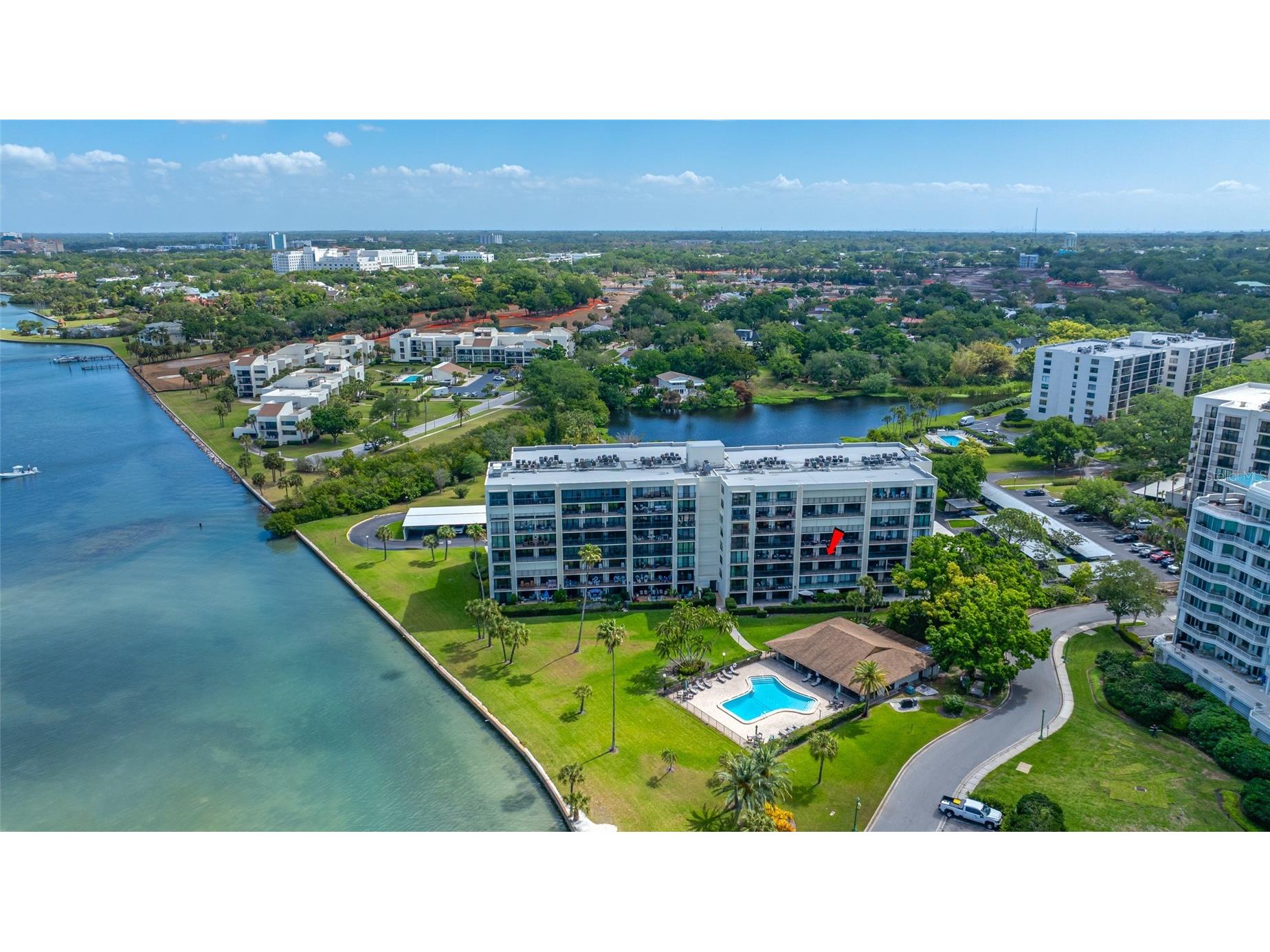 100 Oakmont Lane #402 Belleair FL 33756 TB8491904 image1
