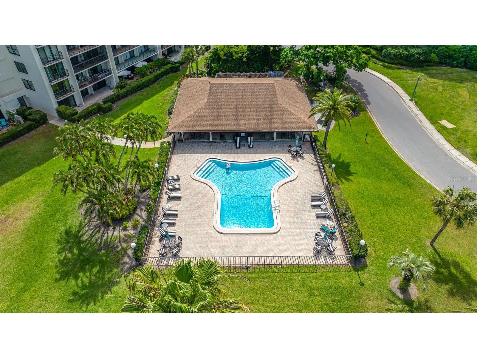 100 Oakmont Lane #402 Belleair FL 33756 TB8491904 image32