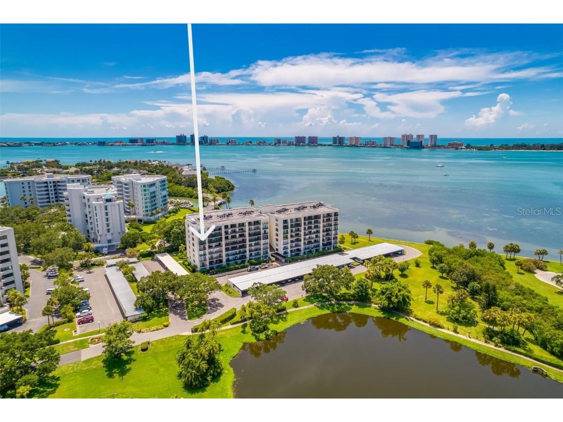 100 Oakmont Lane #504 Belleair FL 33756 - INTRACOASTAL & HAROLD'S LAKE U8243146 image1