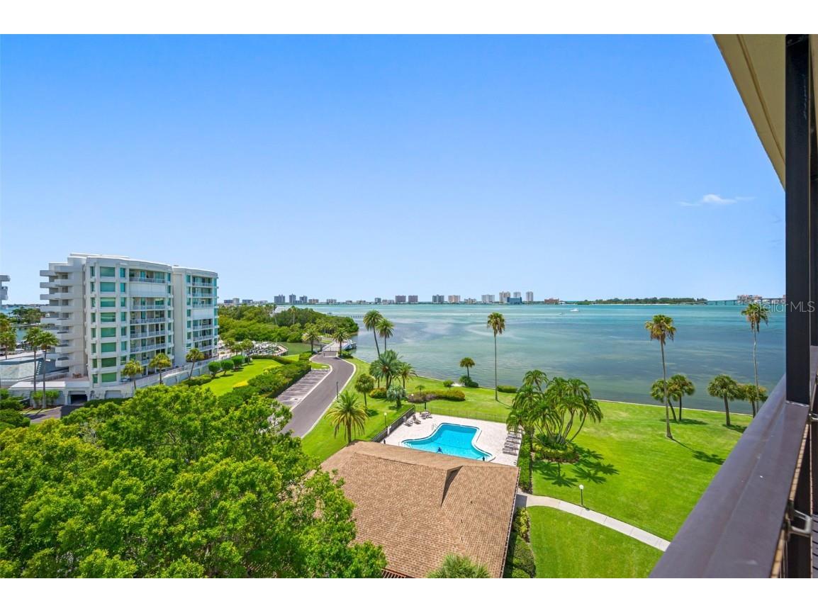 100 Oakmont Lane #803 Belleair FL 33756 U8170340 image1