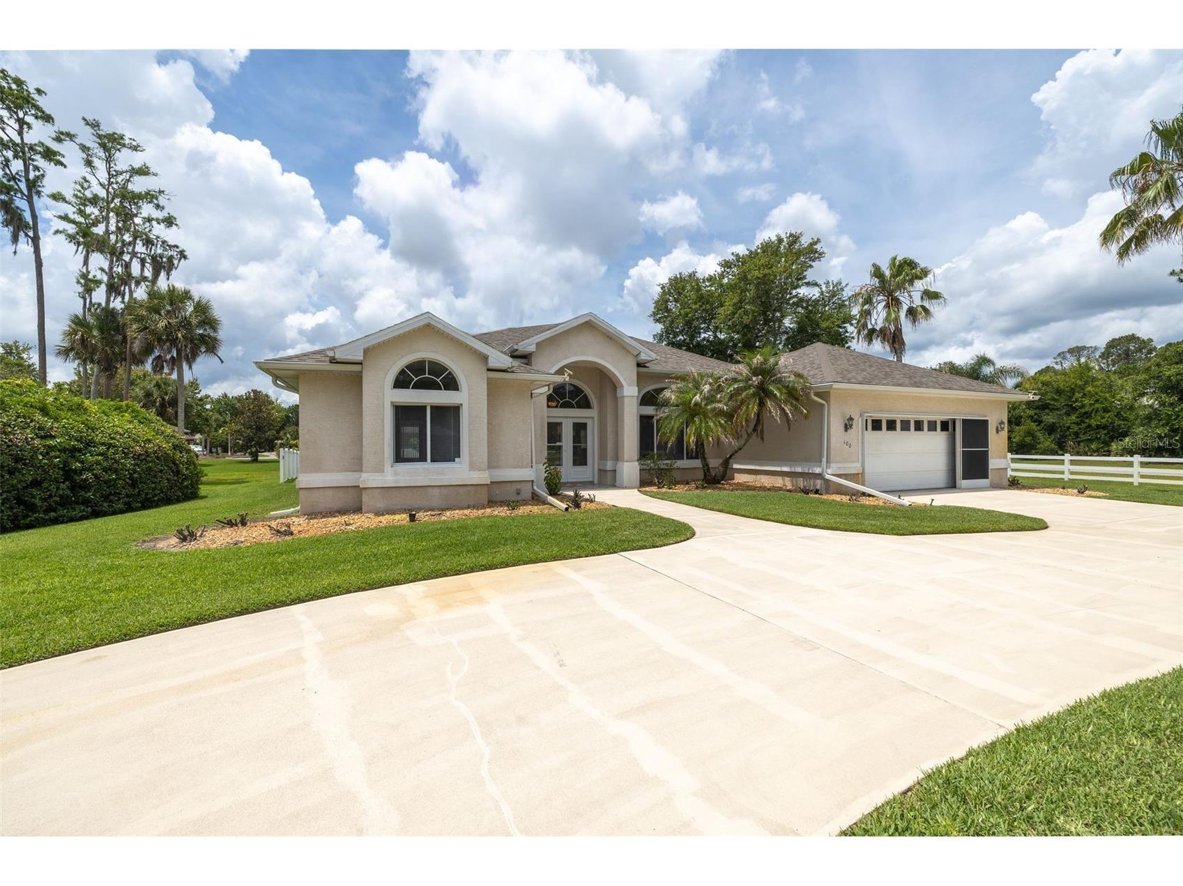 100 Paradise Valley Court Daytona Beach FL 32114 V4949353 image2