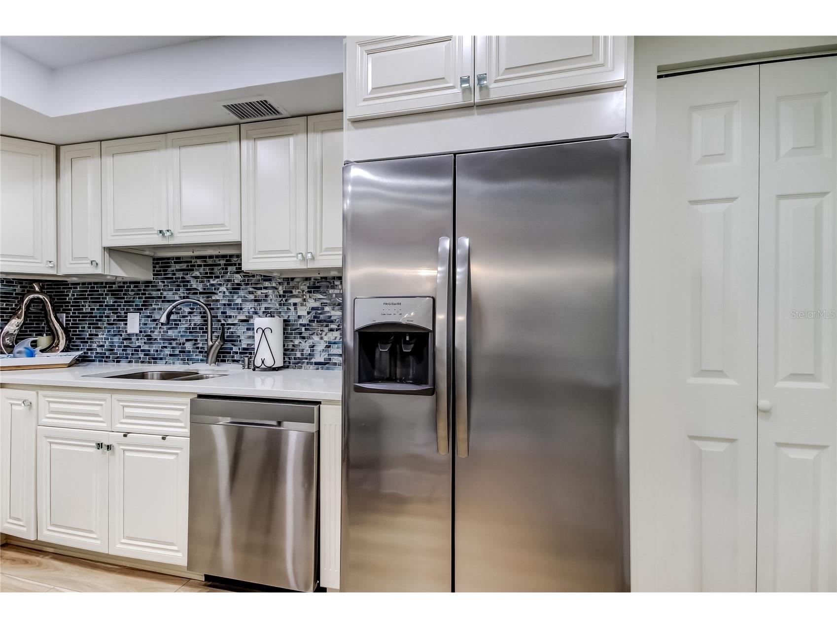 100 Pierce Street #305 Clearwater FL 33756 TB8465485 image16