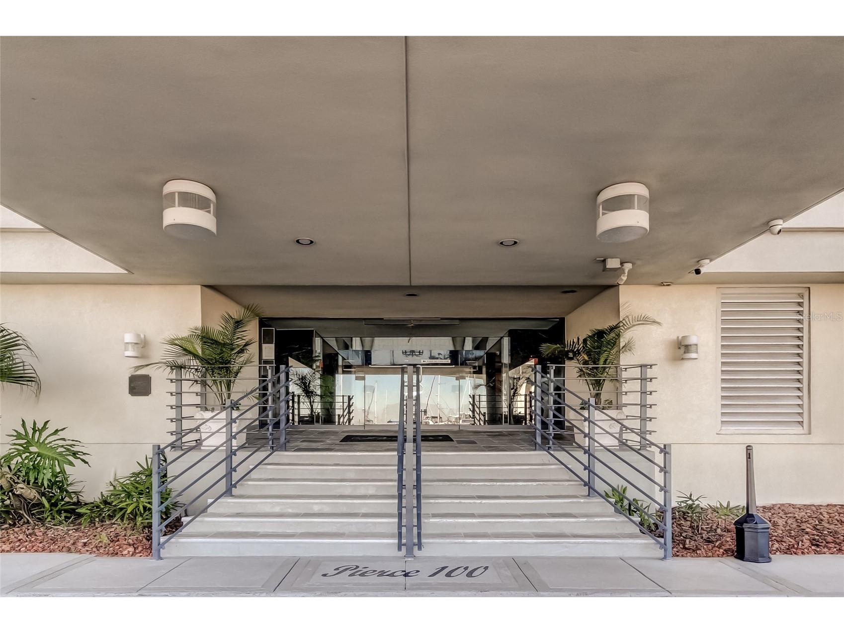 100 Pierce Street #305 Clearwater FL 33756 TB8465485 image25