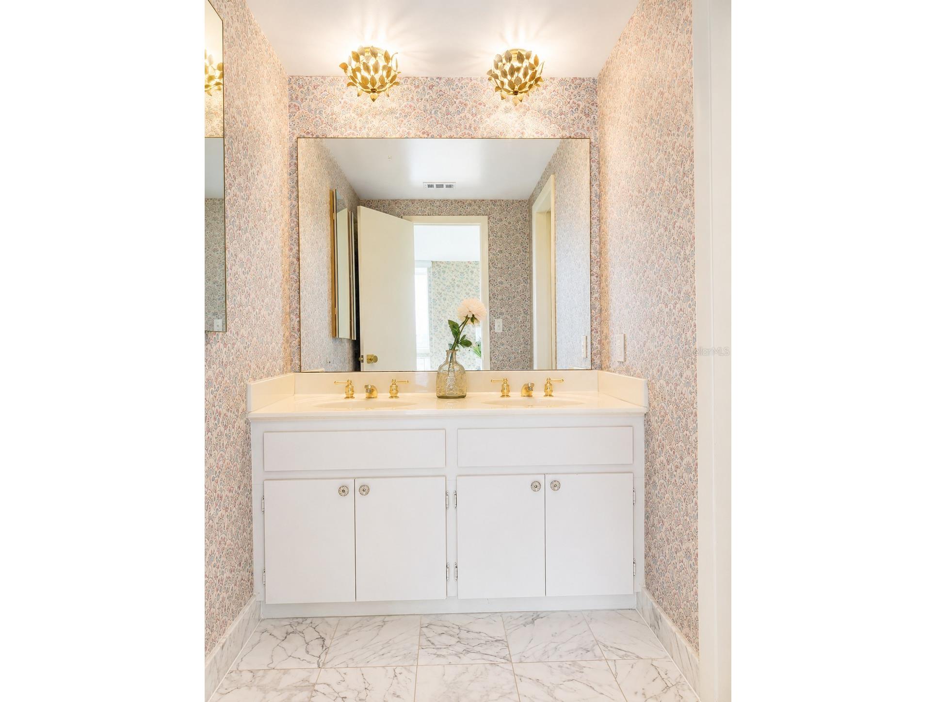 100 Pierce Street #808 Clearwater FL 33756 TB8513178 image15