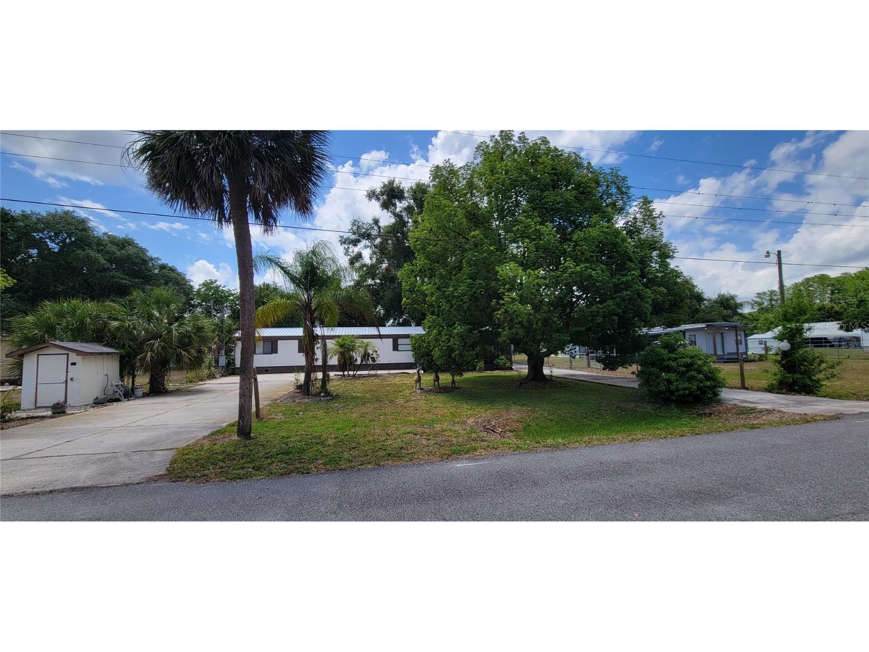 100 Pine Drive Kenansville FL 34739 - LAKE MARION S5126341 image2