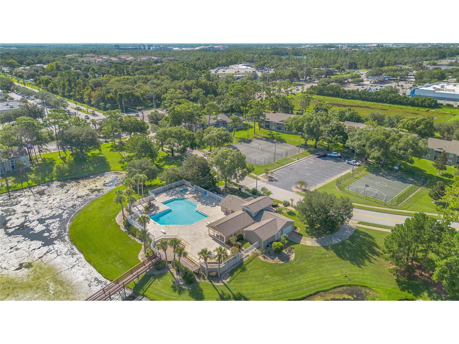 100 Reserve Circle #104 Oviedo FL 32765 O6384229 image26