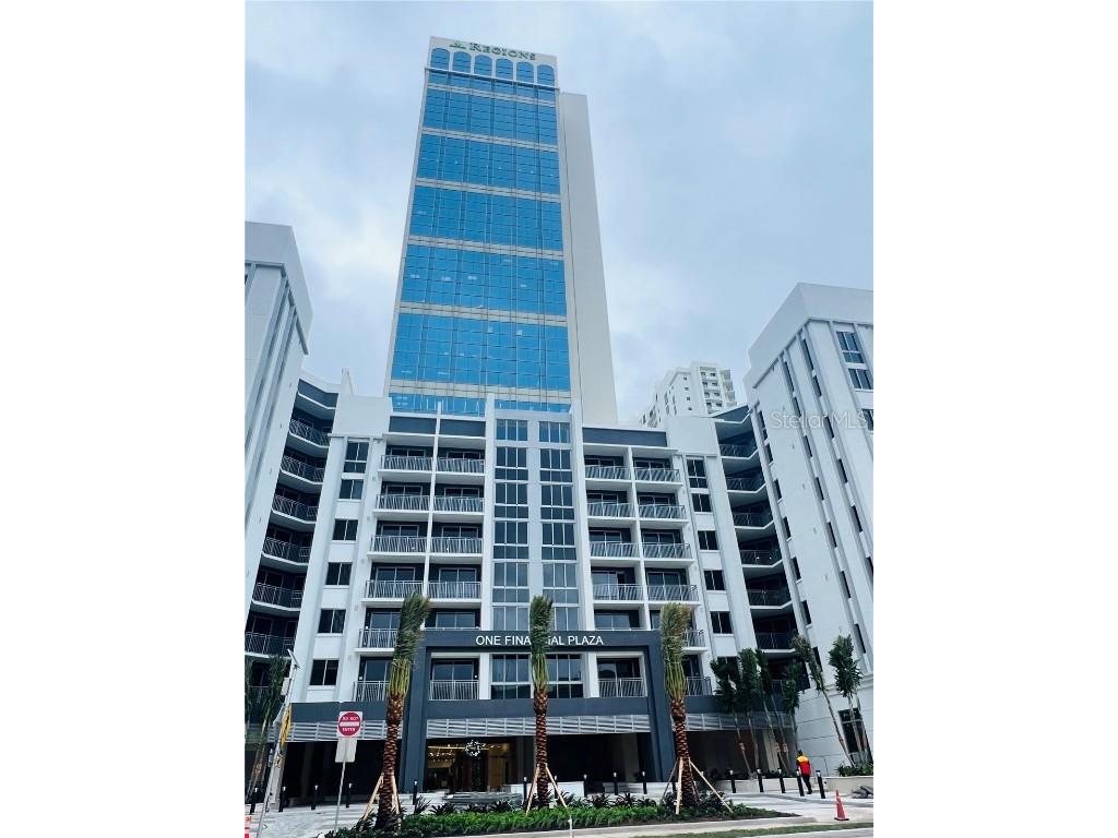 100 S.E Third Avenue SE #808 Fort Lauderdale FL 33394 GC518133 image1