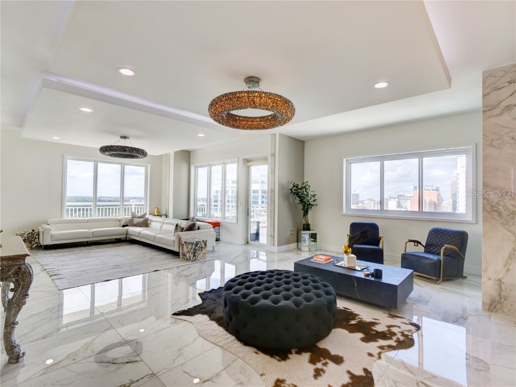 100 S Eola Drive #1710 Orlando FL 32801 - LAKE EOLA O6362308 image2