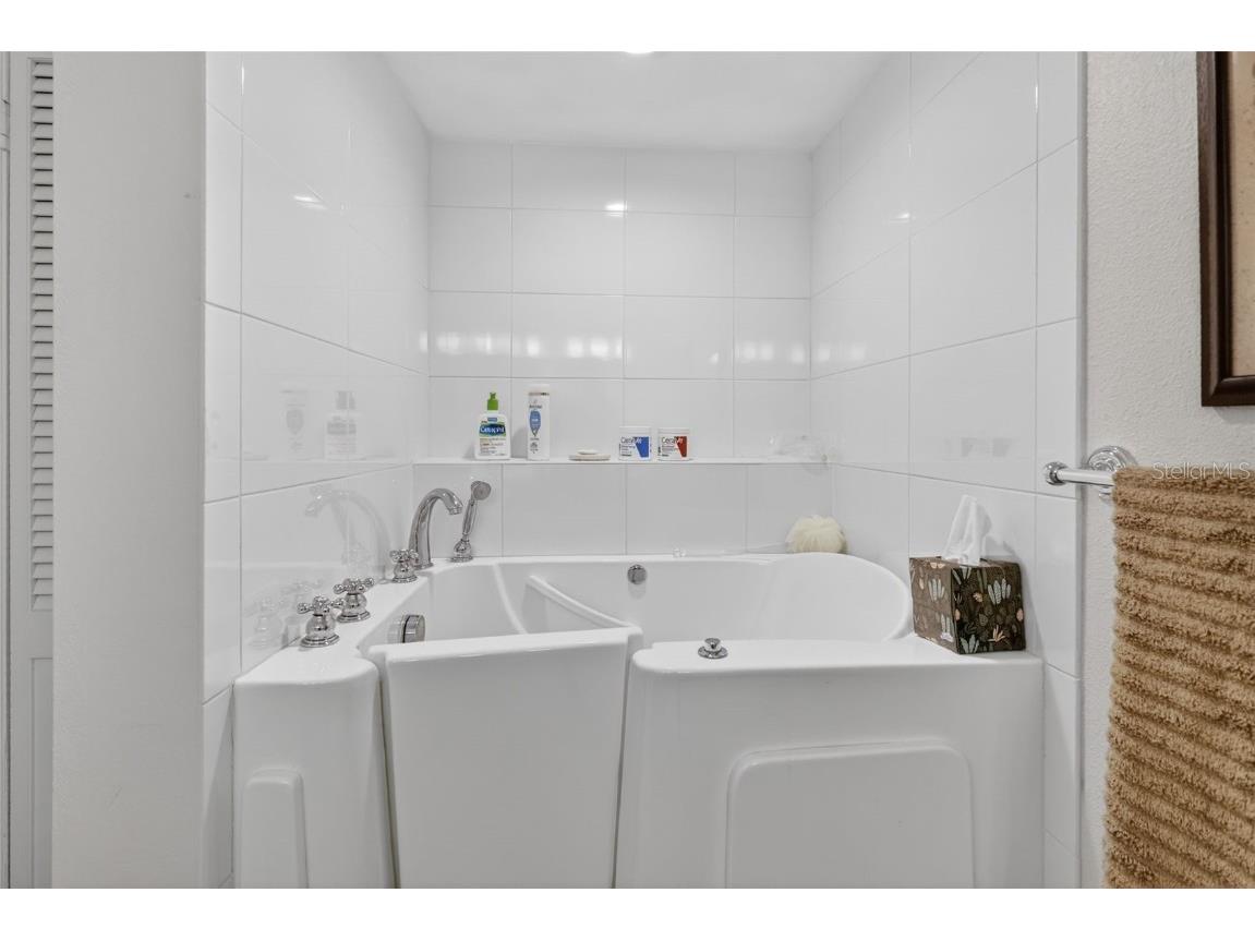 100 S Tremain Street #F1 Mount Dora FL 32757 G5105185 image22