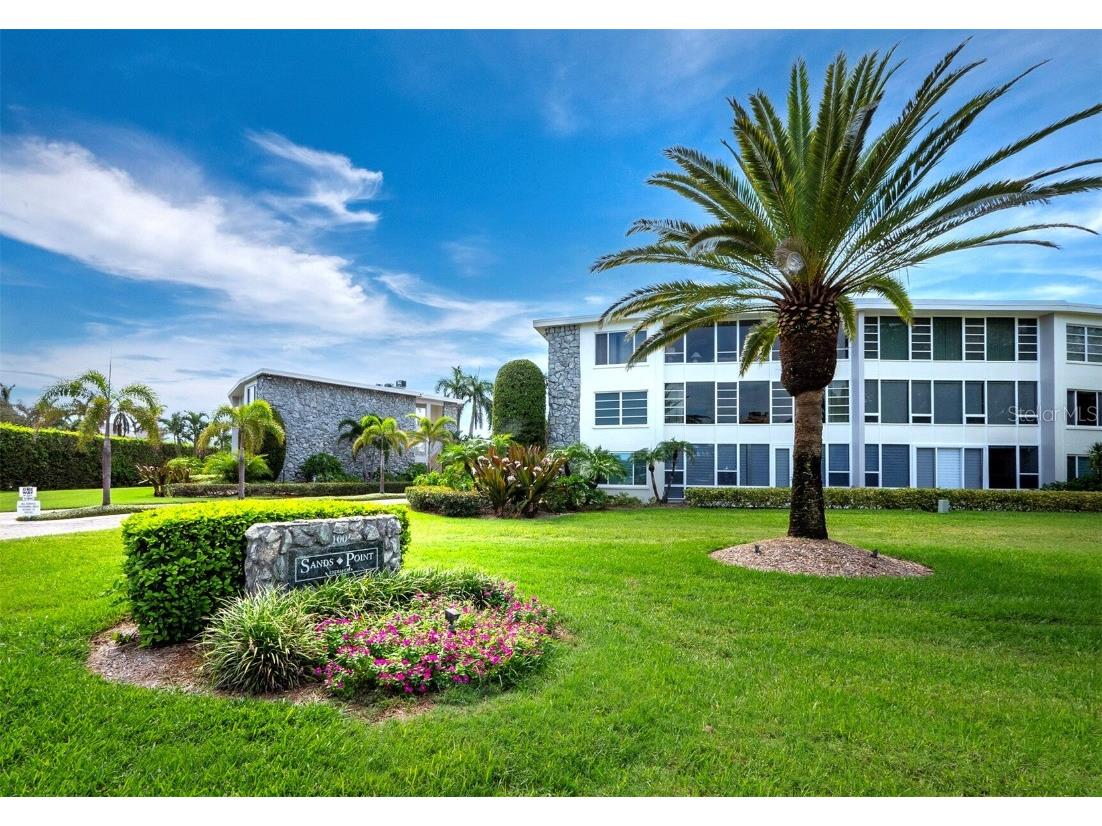 100 Sands Point Road #211 Longboat Key FL 34228 - GULF OF MEXICO AND NEW PASS A4580636 image1