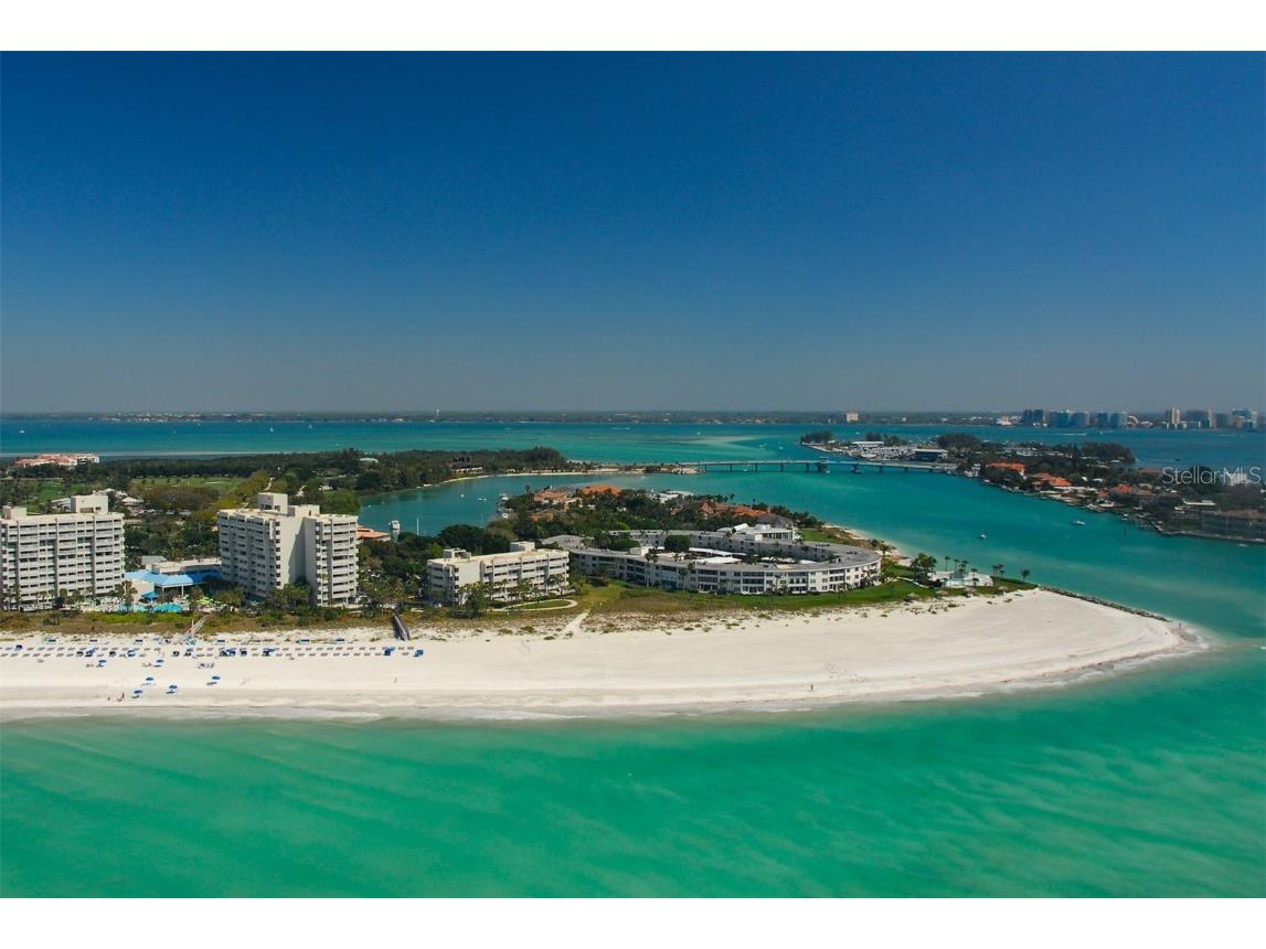 100 Sands Point Road #220 Longboat Key FL 34228 - GULF OF MEXICO A4566023 image1