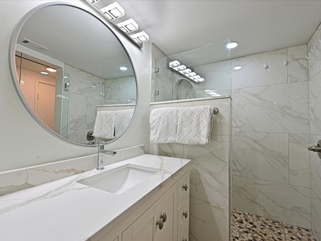 100 Sands Point Road #225 Longboat Key FL 34228 A4676681 image20