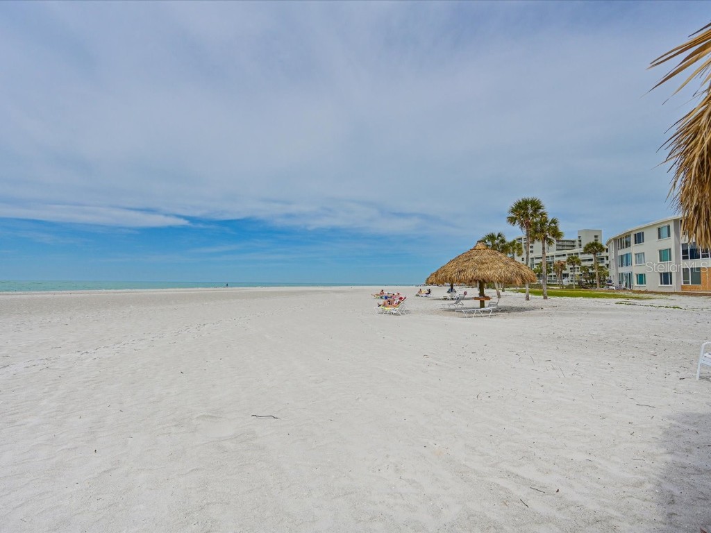 100 Sands Point Road #225 Longboat Key FL 34228 A4676681 image28
