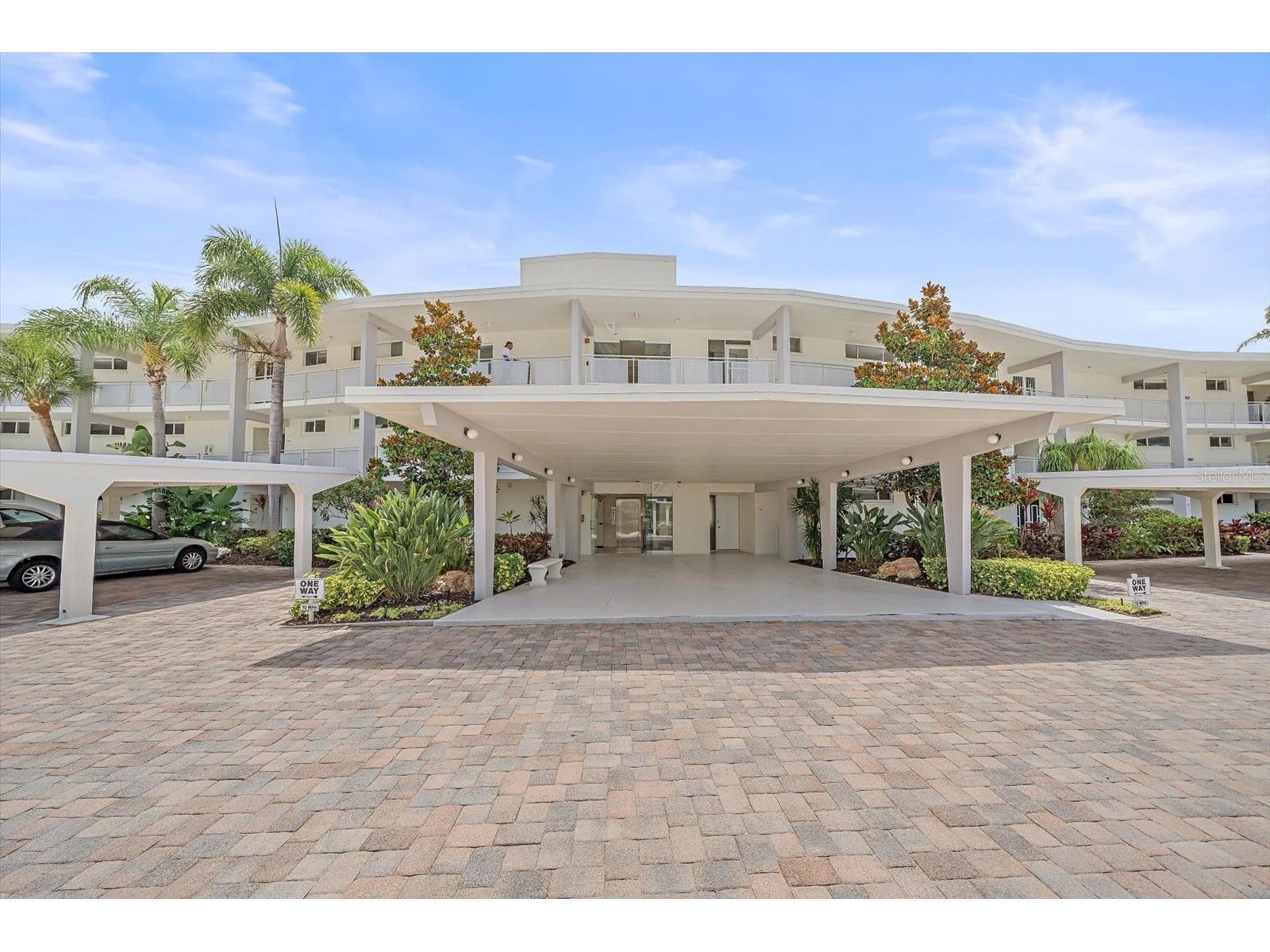 100 Sands Point Road #303 Longboat Key FL 34228 A4696825 image3